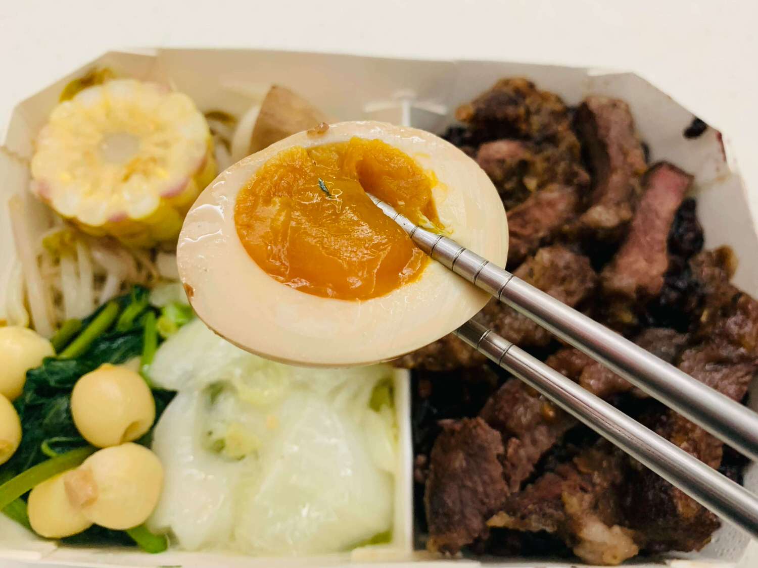 【新北府中美食】盧記心美食-健康餐盒堅持10樣配菜與1樣主菜,兼顧健康的同時也能享受美味便當啦!! - 第11張圖