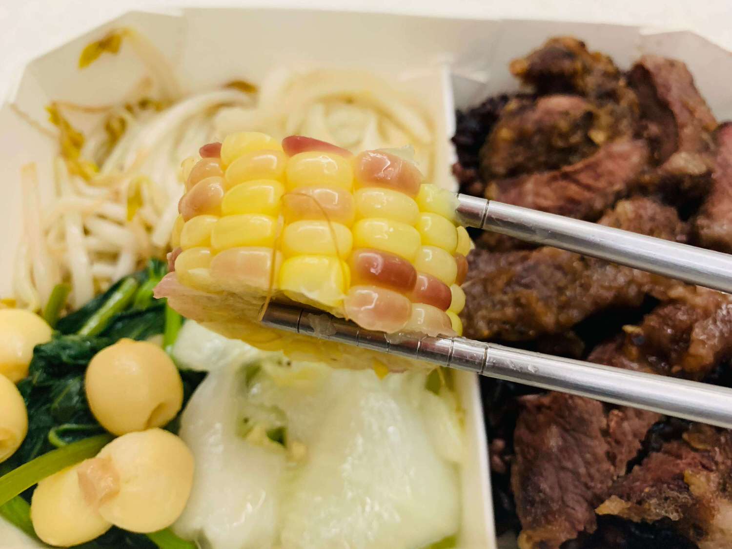 【新北府中美食】盧記心美食-健康餐盒堅持10樣配菜與1樣主菜,兼顧健康的同時也能享受美味便當啦!! - 第12張圖