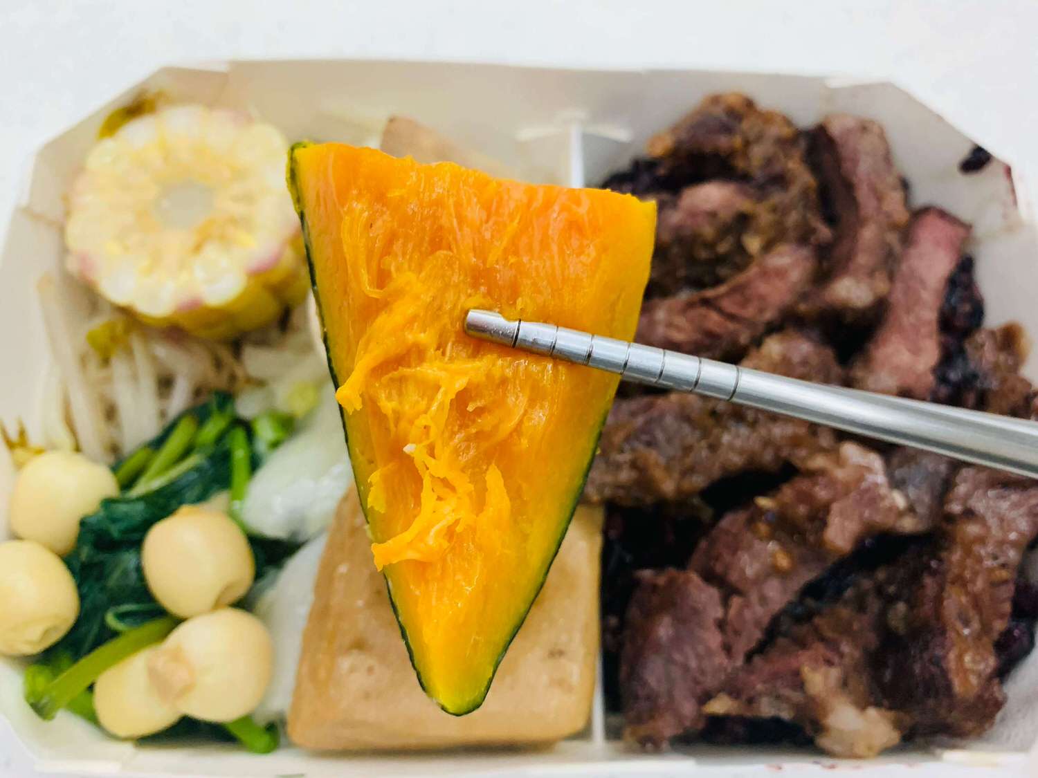 【新北府中美食】盧記心美食-健康餐盒堅持10樣配菜與1樣主菜,兼顧健康的同時也能享受美味便當啦!! - 第13張圖