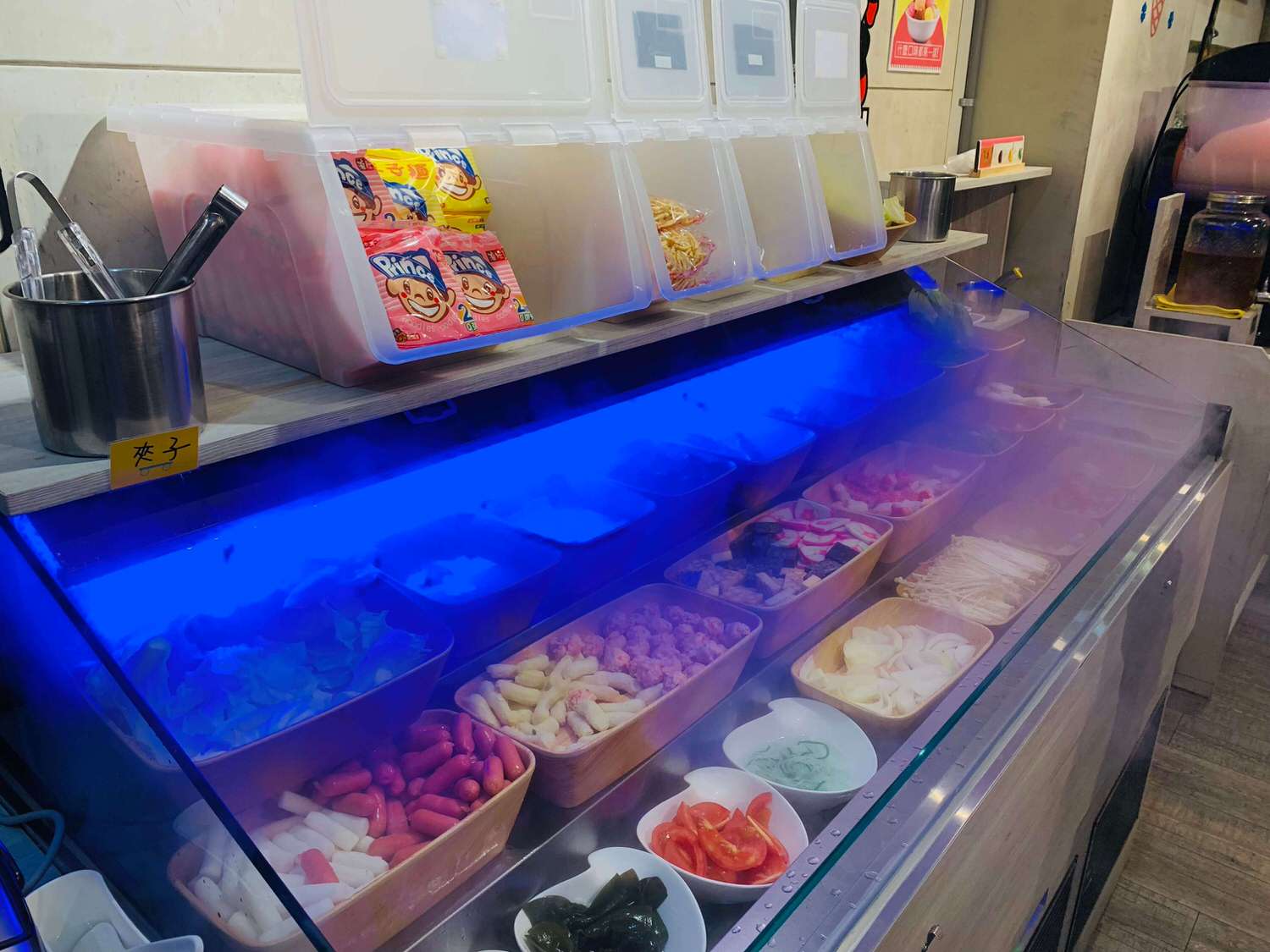 【新北大坪林美食】哈湯鍋-新店超高CP值火鍋吃到飽,自助蔬菜BAR只要299?? - 第4張圖
