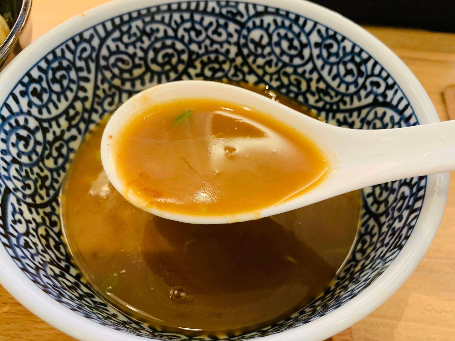 【台北中山美食】麵屋一燈-魚介冠軍沾麵超特別的啦,沾醬非常濃郁鮮甜ㄚㄚ!! - 第10張圖