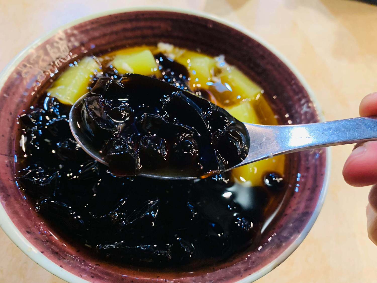 【新北新店區公所美食】青青豆花-傳統美味的豆花店,想要甚麼料通通有喔,冬至還有賣湯圓ㄚㄚㄚ!! - 第9張圖