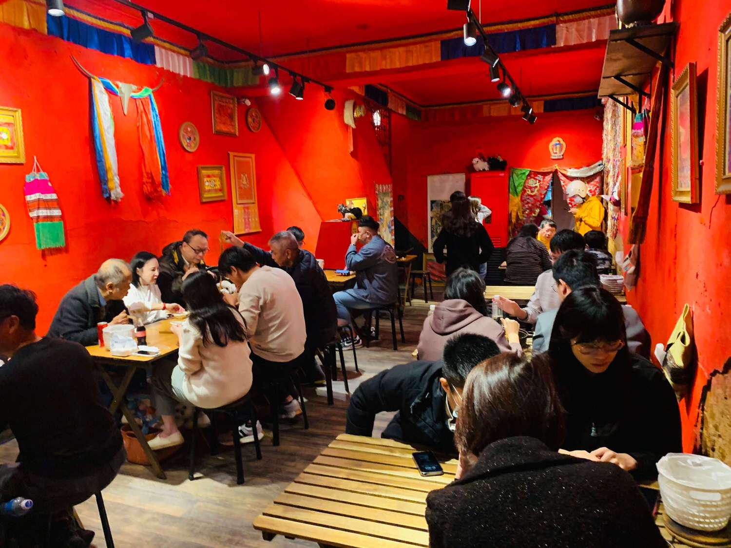 【台北南港展覽館美食】青丹扎西-西藏道地羊排炕鍋,又香又麻又辣好吃到我停步下來ㄚㄚ!! - 第3張圖