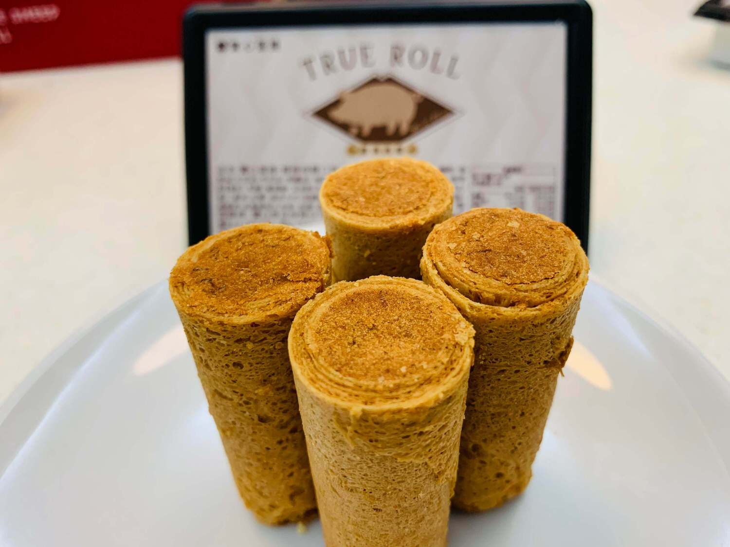 【宅配美食】實心蛋捲和新世代粹蛋捲來囉,餡料飽滿的超好吃蛋捲ㄚ!!過年禮盒|中秋禮盒|送禮推薦 - 第7張圖