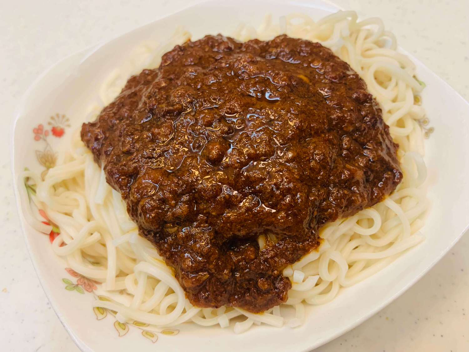 【宅配美食】敲敲碗港式和牛撈麵-滿滿日本A5和牛絞肉的乾拌麵,每一口都是和牛的香味ㄚㄚ!! - 第9張圖